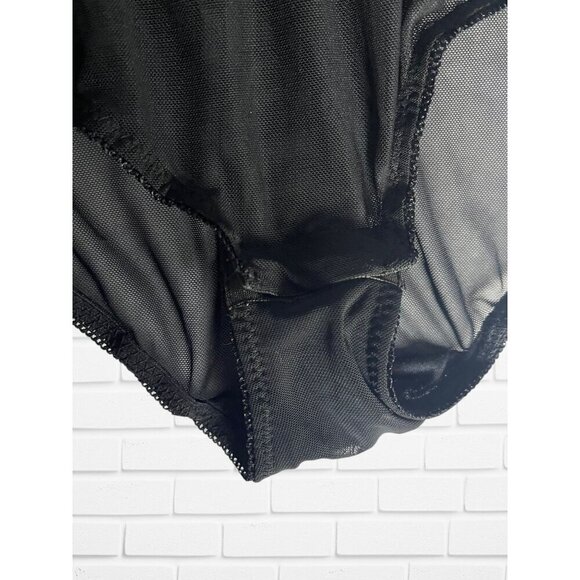 Marilyn Monroe Bodysuit Women's Size Medium Black Lace Mesh Lingerie Sleep - Picture 3 of 8